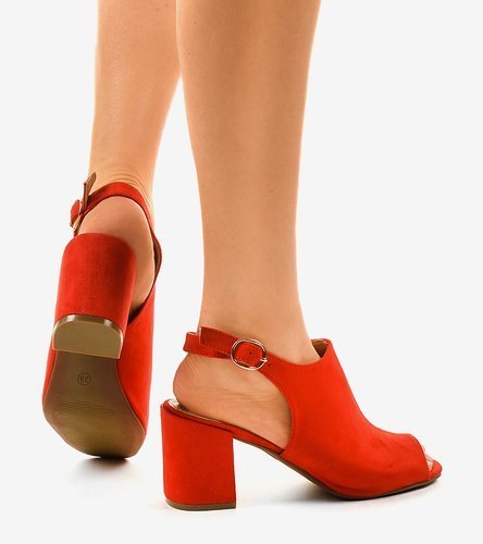 Červené sandály na podpatku Z029